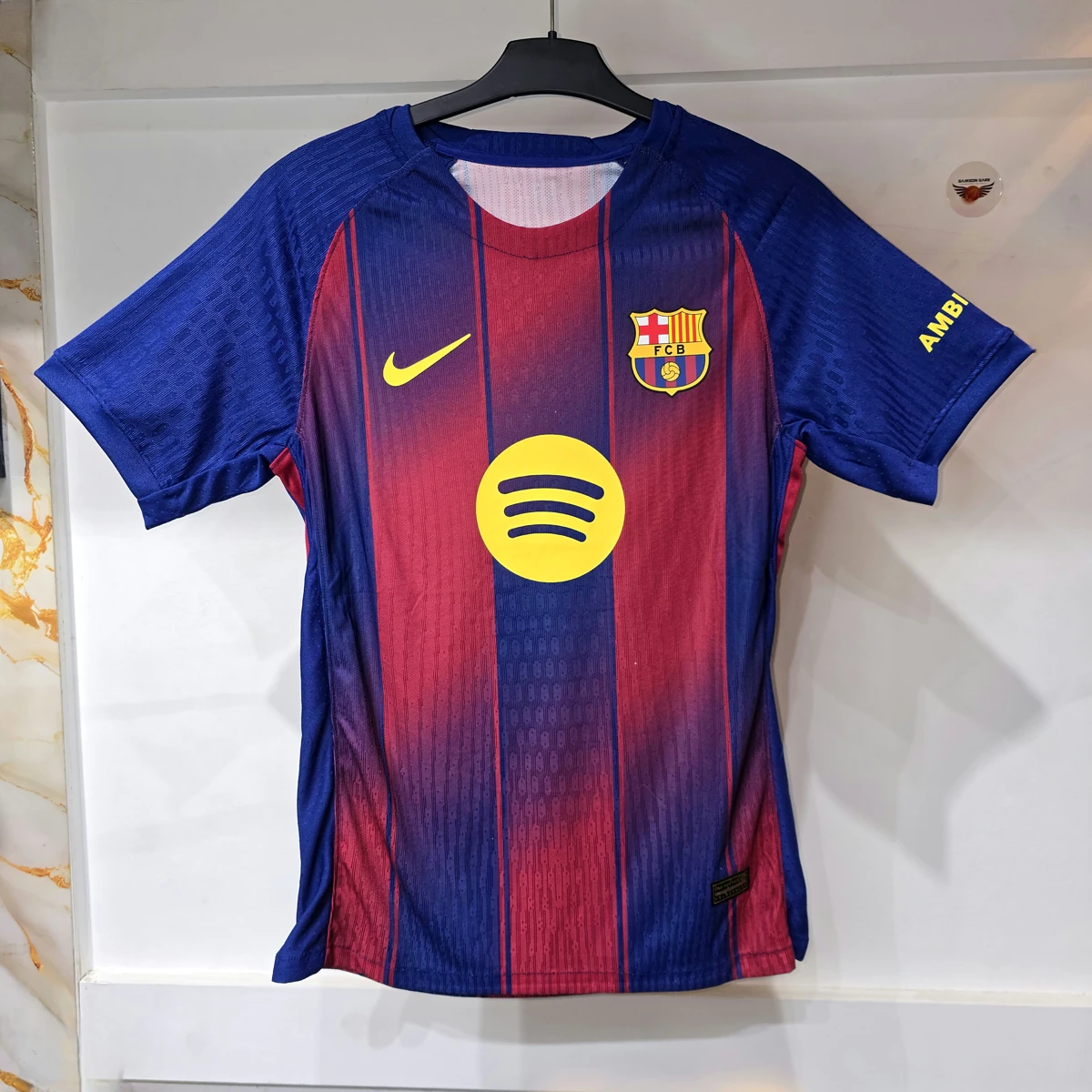 Barcelona Home Kit 25-26 – Player Edition